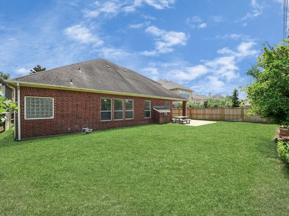 5115 Windshire, Missouri City TX 77459