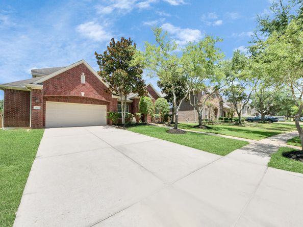 5115 Windshire, Missouri City TX 77459