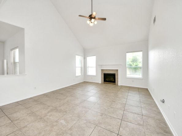 5115 Windshire, Missouri City TX 77459