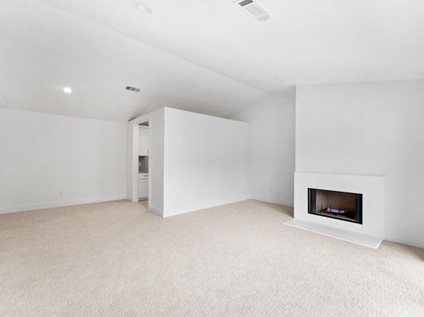 2829 Timmons Lane 202, Houston TX 77027