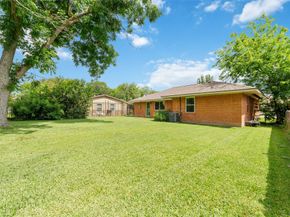 6601 Roos Road, Houston TX 77074