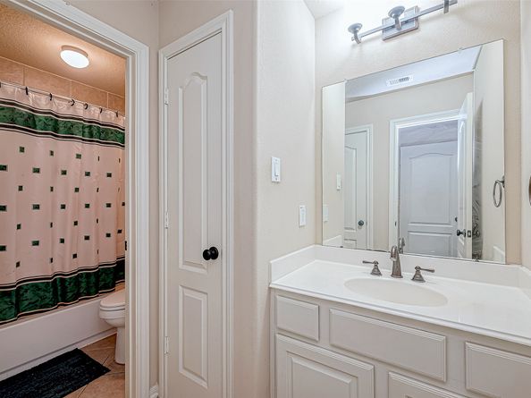16011 Maple Shores Drive, Houston TX 77044