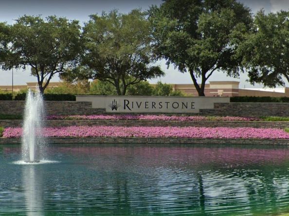 4122 Scenic Valley Lane, Sugar Land TX 77479
