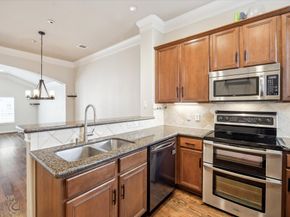 9008 Harbor Hills Drive, Houston TX 77054