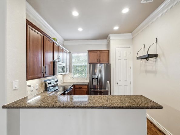 9008 Harbor Hills Drive, Houston TX 77054