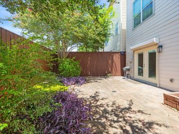 9008 Harbor Hills Drive