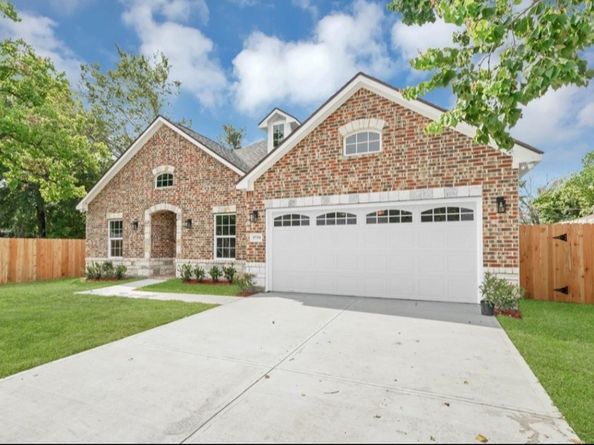 5710 Pershing Street, Houston TX 77033