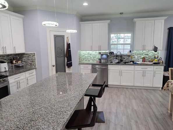 5710 Pershing Street, Houston TX 77033