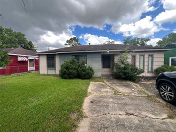 5530 Lakefield Drive