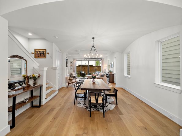 805 Fisher Street B, Houston TX 77018