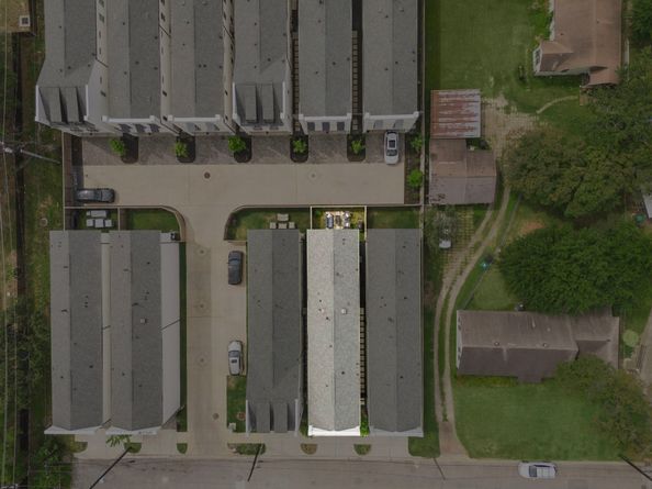 805 Fisher Street B, Houston TX 77018