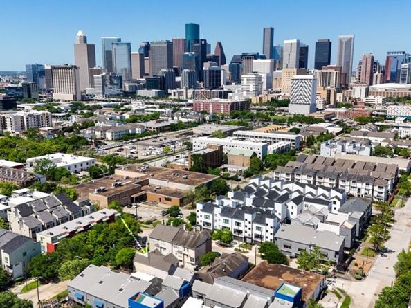 2312 Jackson St, Houston TX 77004