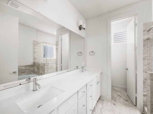 4809 Martin Oaks Lane, Houston TX 77018