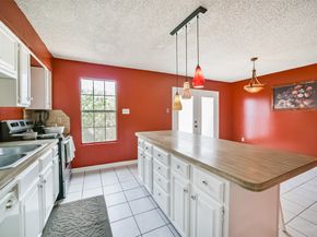 9345 Westwood Village Drive 30, Houston TX 77036