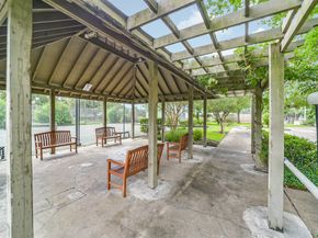 9345 Westwood Village Drive 30, Houston TX 77036