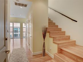 2520 Robinhood Street 1008, Houston TX 77005
