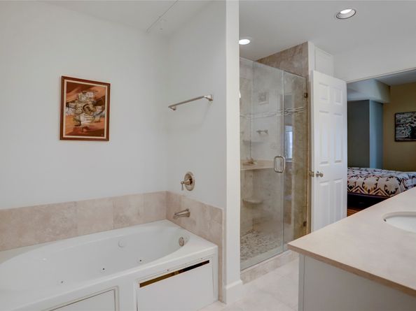 2520 Robinhood Street 1008, Houston TX 77005