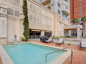 2520 Robinhood Street 1008, Houston TX 77005