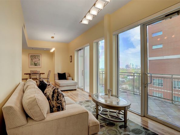 2520 Robinhood Street 1008, Houston TX 77005