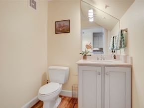 2520 Robinhood Street 1008, Houston TX 77005