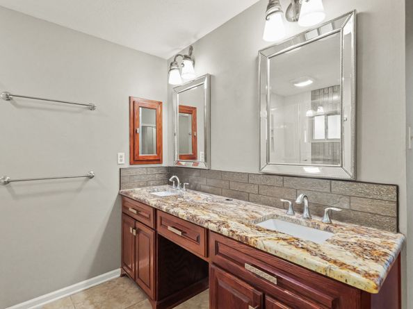 5322 Creek Shadows Drive, Houston TX 77339