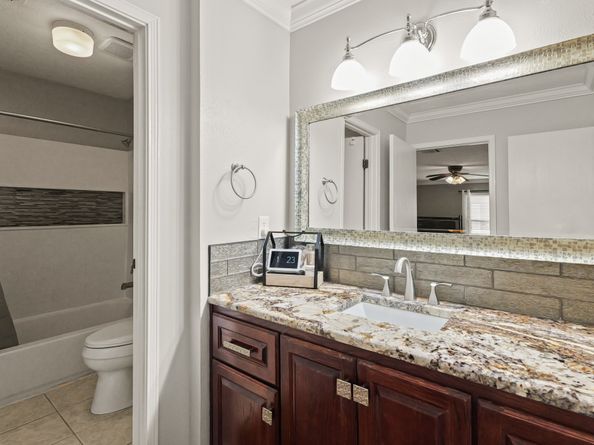 5322 Creek Shadows Drive, Houston TX 77339