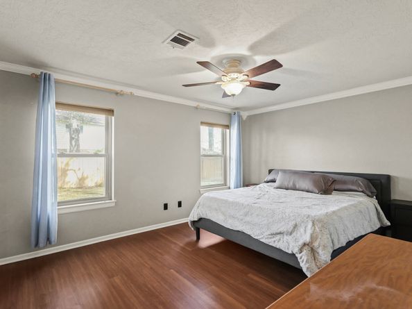 5322 Creek Shadows Drive, Houston TX 77339