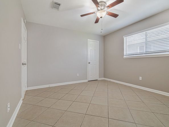 78 W White Willow Circle, The Woodlands TX 77381