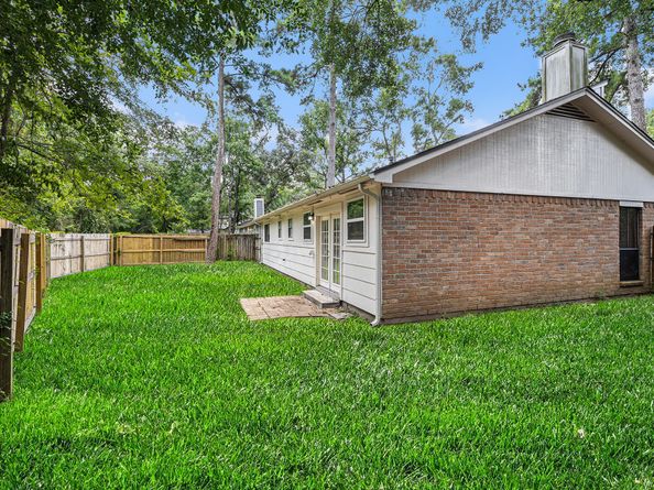 78 W White Willow Circle, The Woodlands TX 77381