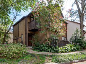 11711 Memorial Drive 21, Houston TX 77024