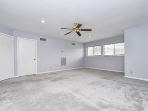 11747 Riverview Dr, Houston TX 77077