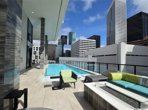 1211 Caroline Street 1106, Houston TX 77002