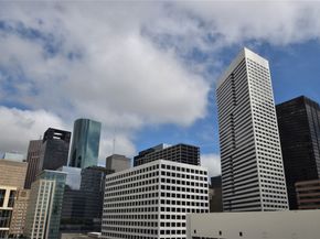 1211 Caroline Street 1106, Houston TX 77002