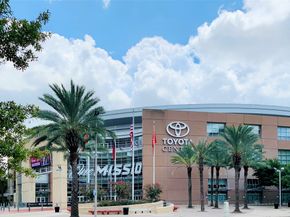 1211 Caroline Street 1106, Houston TX 77002
