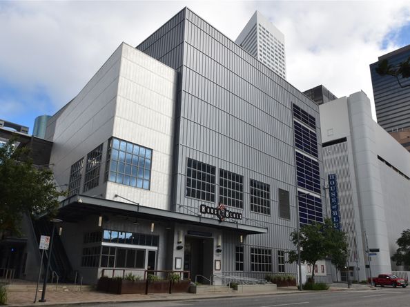 1211 Caroline Street 1106, Houston TX 77002
