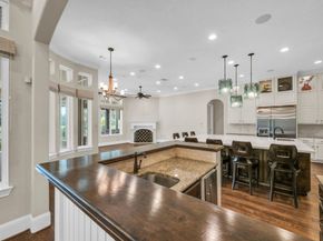 31 Maymont Way, The Woodlands TX 77382