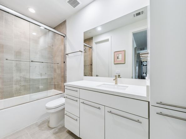 205 Portland Street, Houston TX 77006