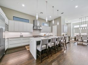 205 Portland Street, Houston TX 77006