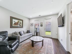 205 Portland Street, Houston TX 77006