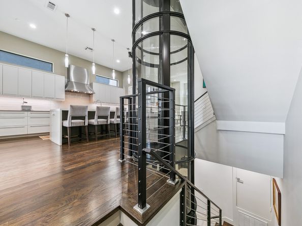 205 Portland Street, Houston TX 77006