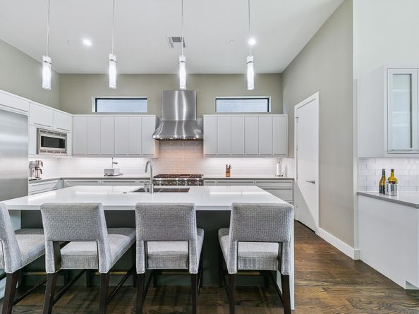 205 Portland Street, Houston TX 77006