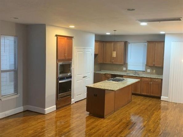 706 Live Oak Street, Houston TX 77003