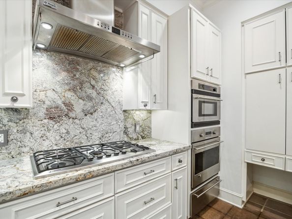 3126 Mid Lane, Houston TX 77027