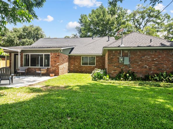 9210 Linkmeadow Lane, Houston TX 77025
