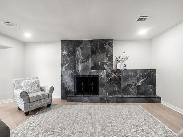 9210 Linkmeadow Lane, Houston TX 77025