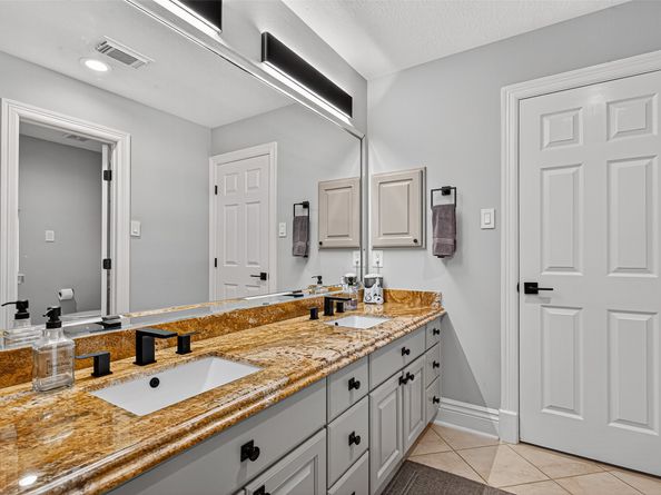 5126 Beacon Point, Sugar Land TX 77479