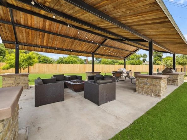 5443 Camaguey Street, Houston TX 77023