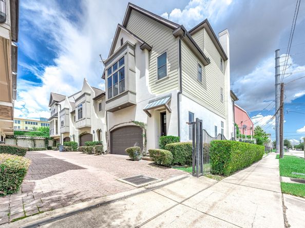 1224 Saint Charles Street, Houston TX 77003