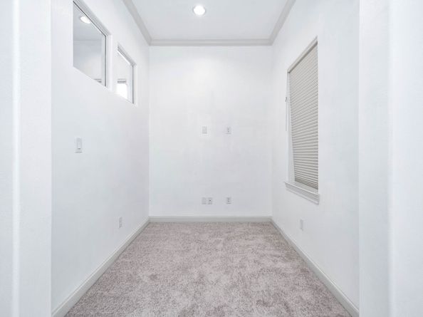1224 Saint Charles Street, Houston TX 77003
