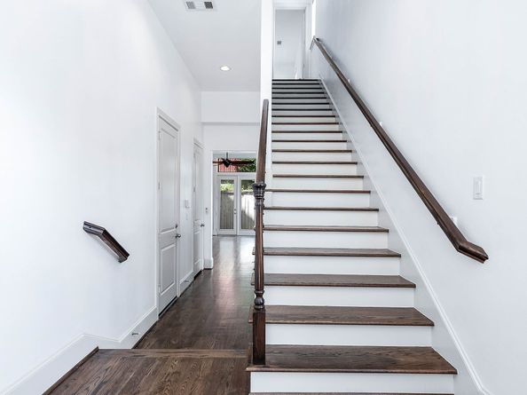 1224 Saint Charles Street, Houston TX 77003